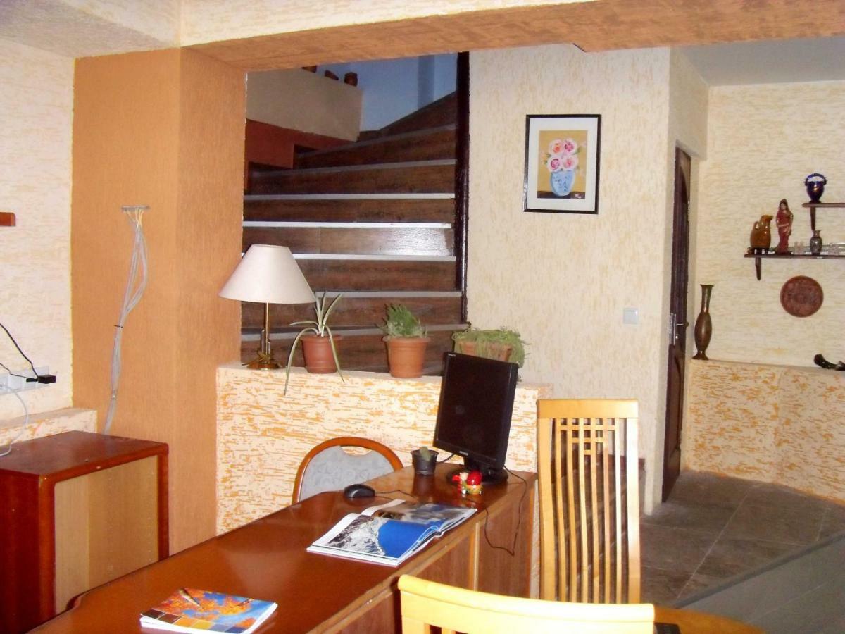 Hotel Nadikvari Tbilisi Luaran gambar